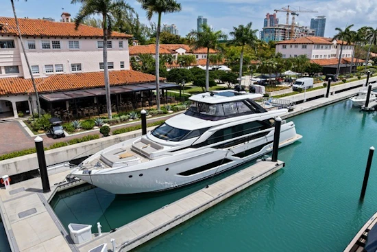 Ferretti Yachts 860 Yacht For Sale