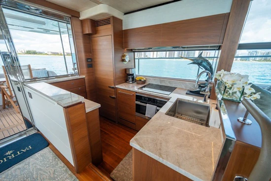 Princess 68 Flybridge Yacht For Sale