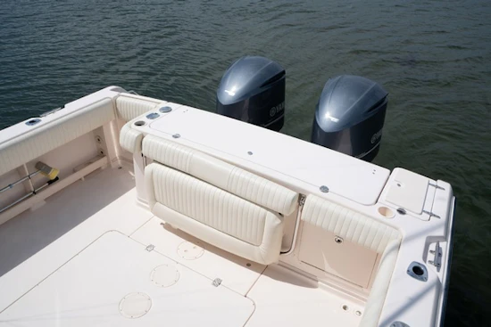 Grady-White Express 330 Yacht For Sale