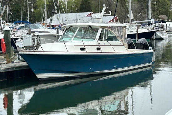 Hunt Yachts Surfhunter 32 Yacht For Sale