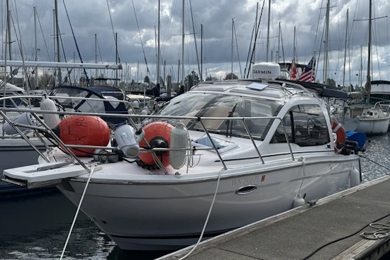 Cutwater C-24 Yacht For Sale