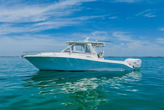 Hydra-Sports 3500 VX Yacht For Sale