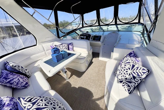Carver Voyager 530 Yacht For Sale