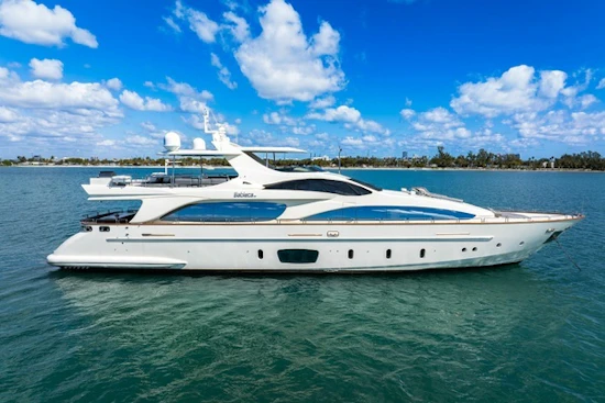 Azimut 105 Yacht For Sale