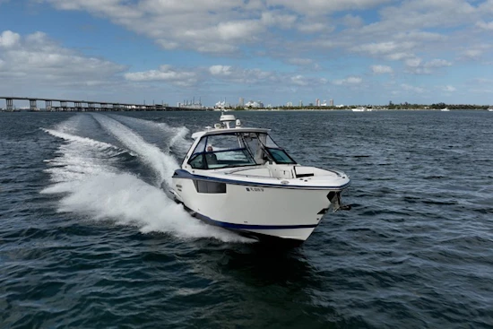Monterey 378SE Super Express Yacht For Sale