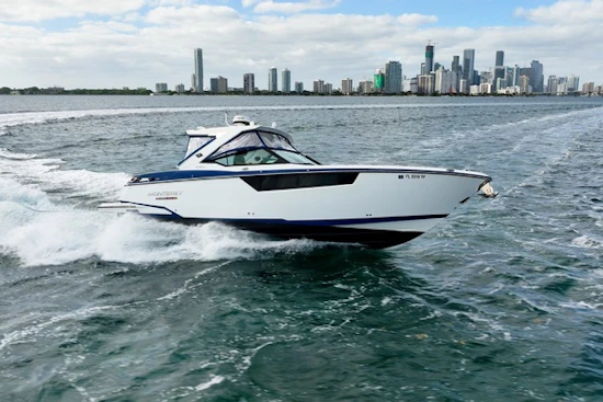 Monterey 378SE Super Express Yacht For Sale