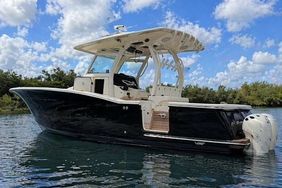Scout 350LXF Yacht For Sale