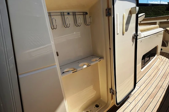 Scout 350LXF Yacht For Sale
