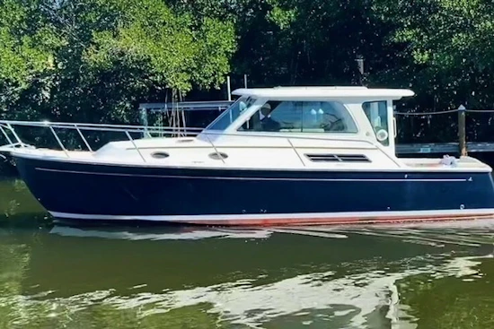 Back Cove 33 Yacht For Sale