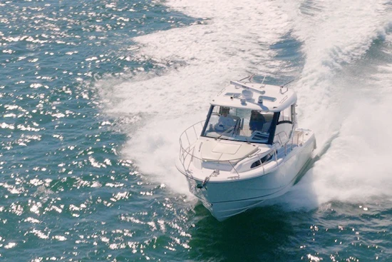 Boston Whaler Conquest Yacht For Sale