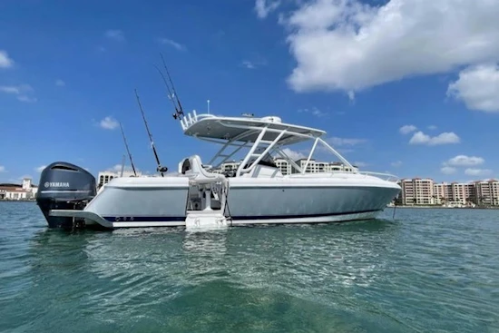 Intrepid 3270 CC Yacht For Sale