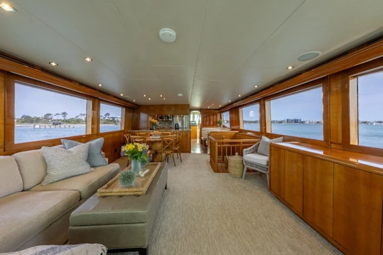 Hatteras Sport Deck Yacht For Sale