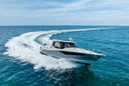 Boston Whaler 405 Conquest Yacht For Sale