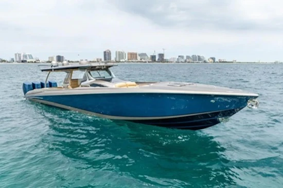 Nor-Tech 550 SPORT CENTER CONSOLE Yacht For Sale