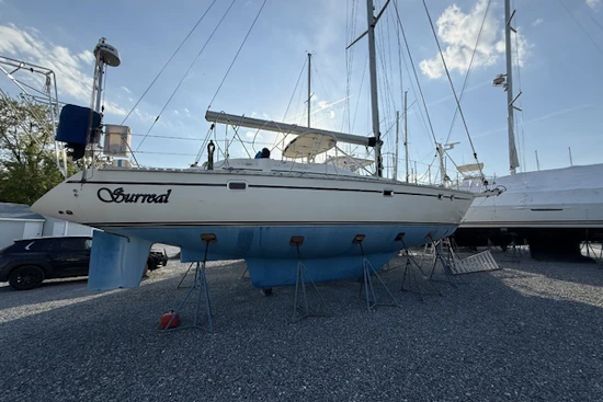 Caliber 47 LRC Yacht For Sale