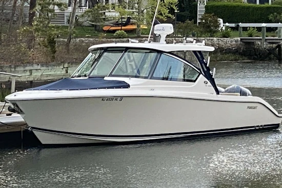 Pursuit 295 DC Yacht For Sale