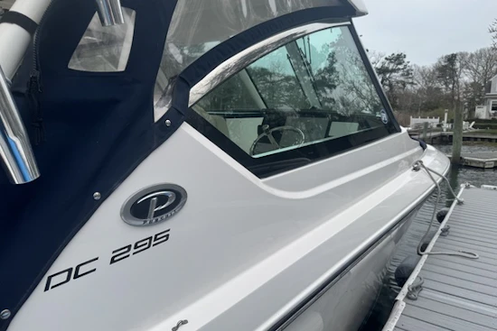 Pursuit 295 DC Yacht For Sale