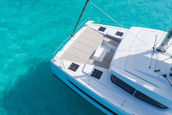 Bali 4.4 Yacht For Sale