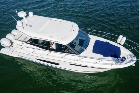 Regal 38 XO Yacht For Sale