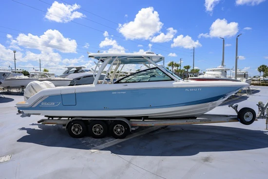 Boston Whaler Vantage Yacht For Sale