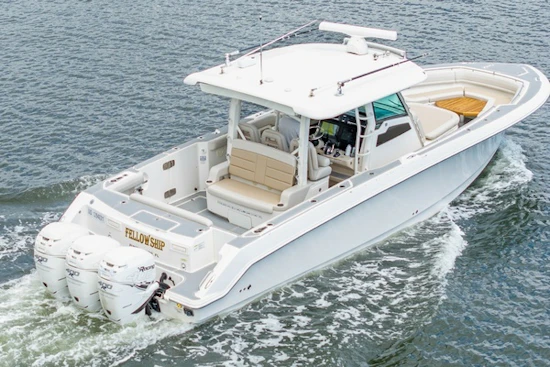 Boston Whaler 380 Outrage Yacht For Sale