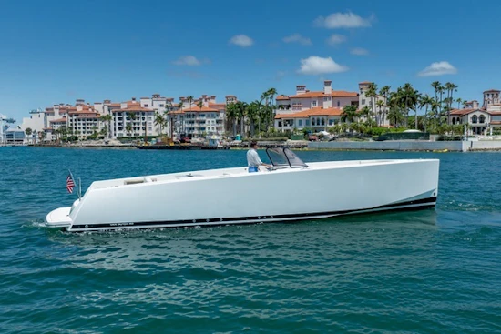 VanDutch 40 Yacht For Sale
