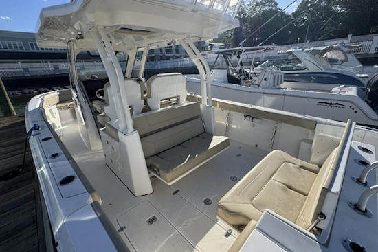 Pursuit S 328 Sport Yacht For Sale