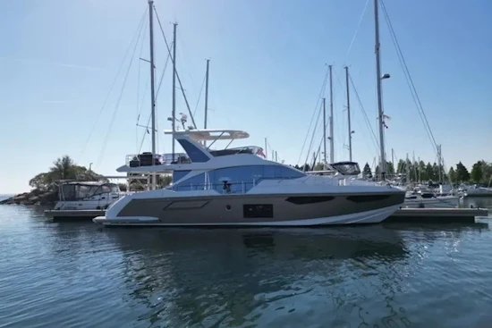 Azimut FLY 60 Yacht For Sale