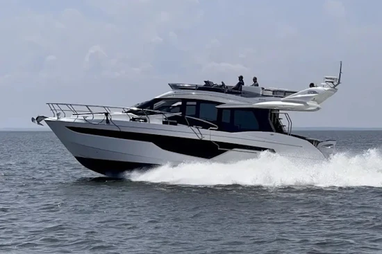 Galeon 500 FLY Yacht For Sale