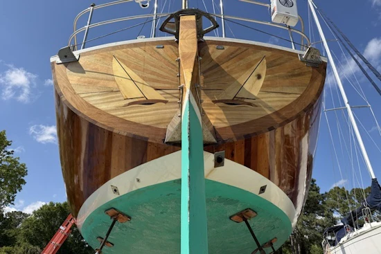 Custom Vic Carpenter Custom 62 Yacht For Sale