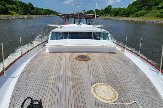 Chris-Craft Roamer 58 Yacht For Sale
