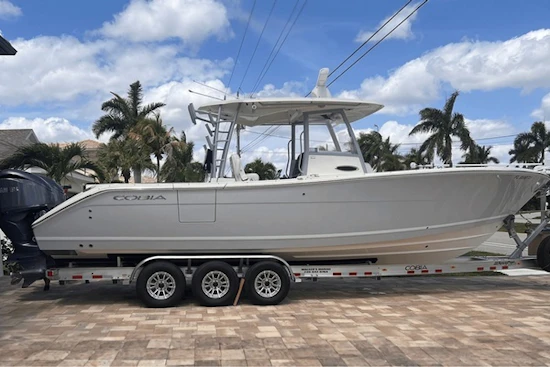 Cobia 320CC Yacht For Sale