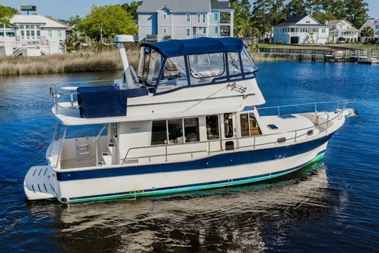 Mainship Expedition 40 Yacht For Sale