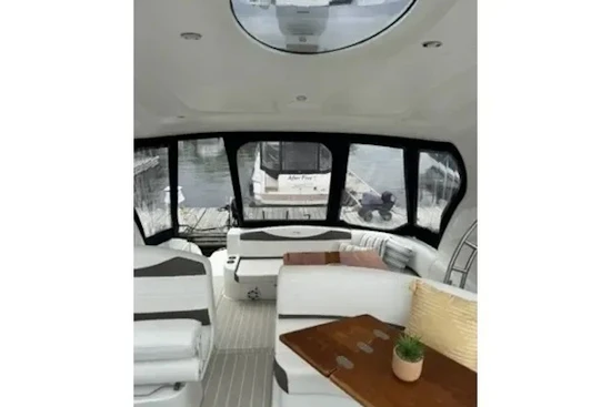 Cruisers 460 Express Yacht For Sale