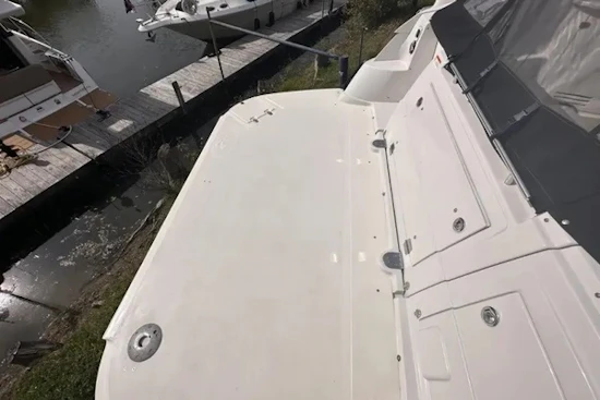 Four Winns 375 Vista Yacht For Sale