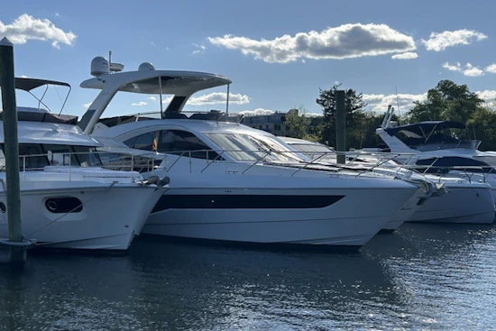 Galeon 550 FLY Yacht For Sale