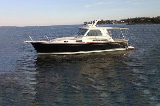 Sabre 34 Express Yacht For Sale