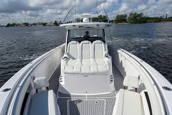 Everglades 455 Center Console Yacht For Sale