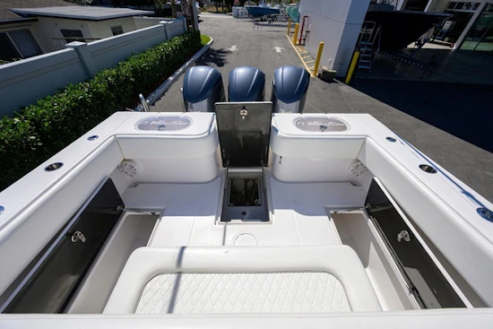 Sea Hunter 33 Tournament Yacht For Sale