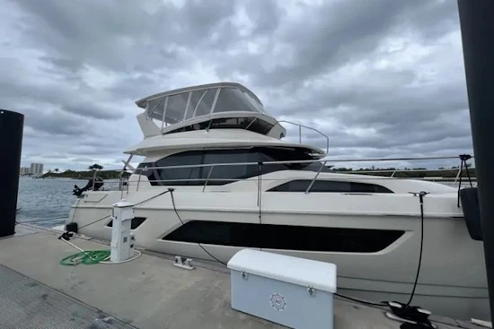 Aquila 44 YACHT Yacht For Sale
