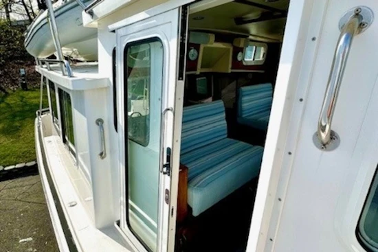 Nordic Tugs 37 Yacht For Sale