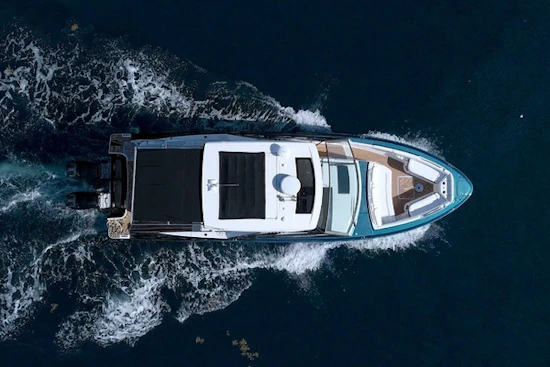 Sea Ray SLX 400 Outboard Yacht For Sale