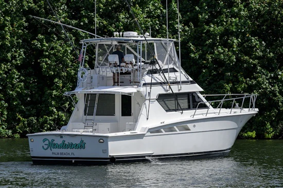 Hatteras 46 Convertible Yacht For Sale
