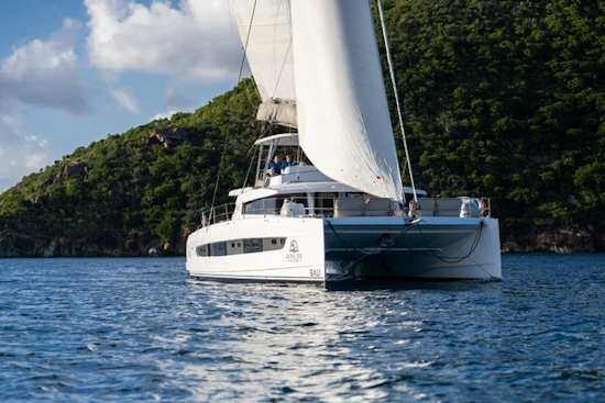 Bali 5.4 Yacht For Sale