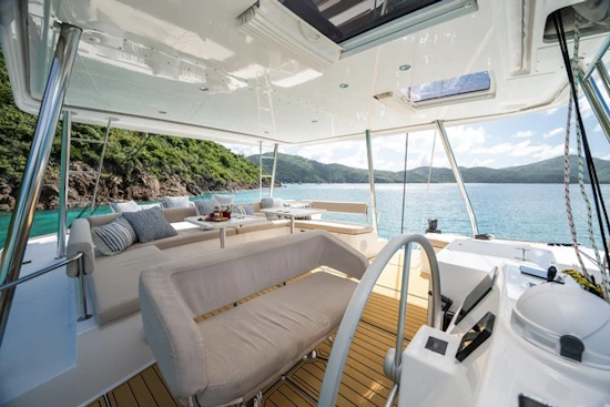 Bali 5.4 Yacht For Sale