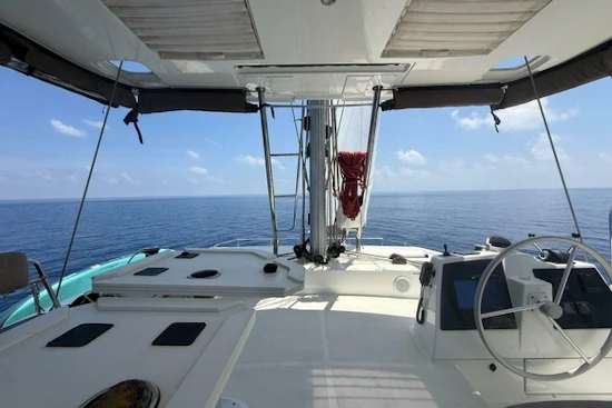 Bali 4.8 Yacht For Sale