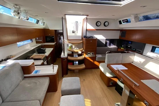 Amel 50 Yacht For Sale