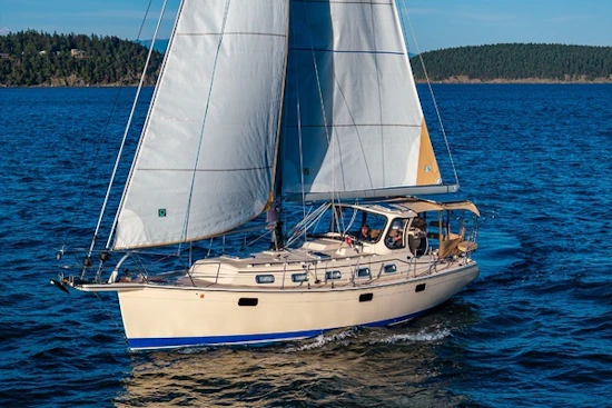 Island Packet 349 Yacht For Sale