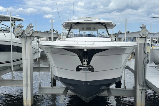 Regal 38 SAV Yacht For Sale