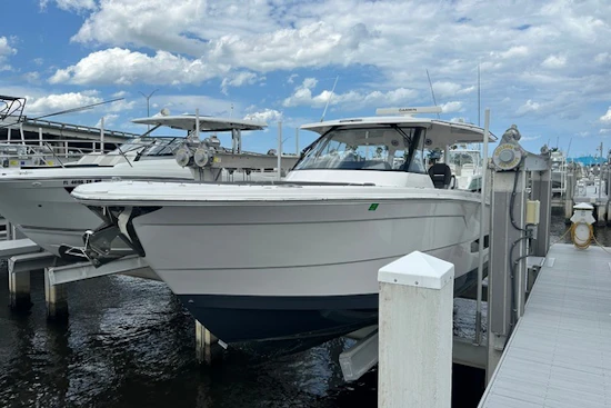 Regal 38 SAV Yacht For Sale